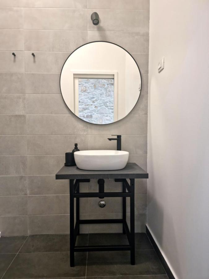 PUY Central Studio Apartment מראה חיצוני תמונה